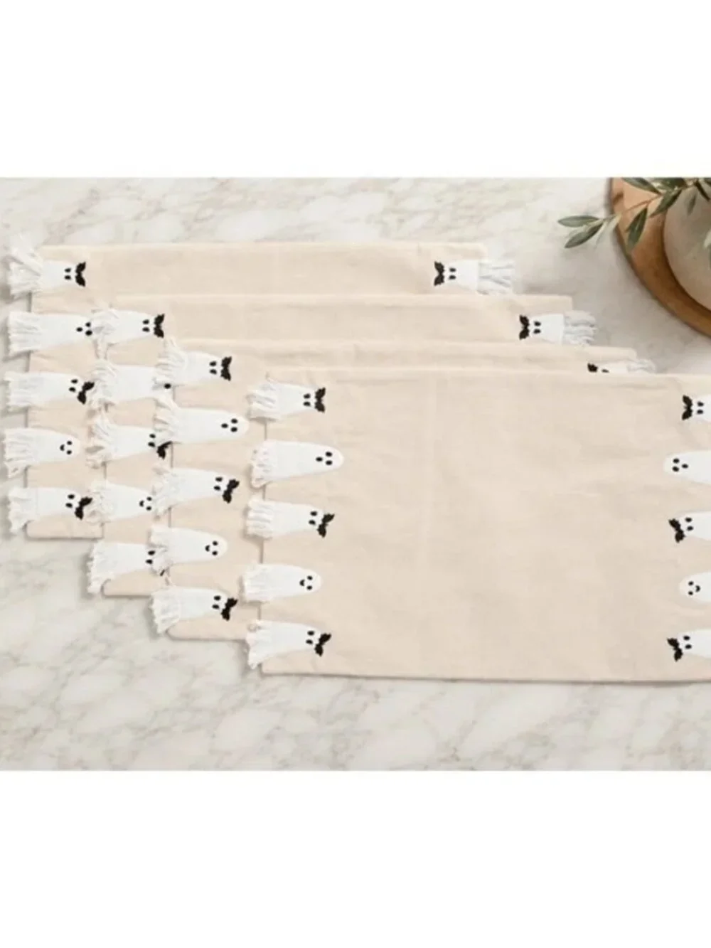 NWT Cupcakes & Cashmere 4pc Fringe Ghost Halloween Placemats